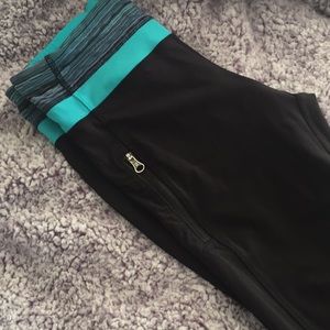 Lululemon Blue and Black Leggings